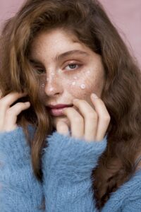 Read more about the article Winter Skincare: 10 Glow Skin Tips for Cold Weather